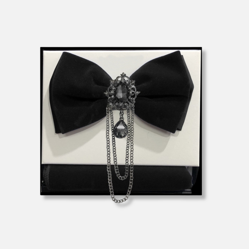 Bayne Brooch Velvet Bow Tie